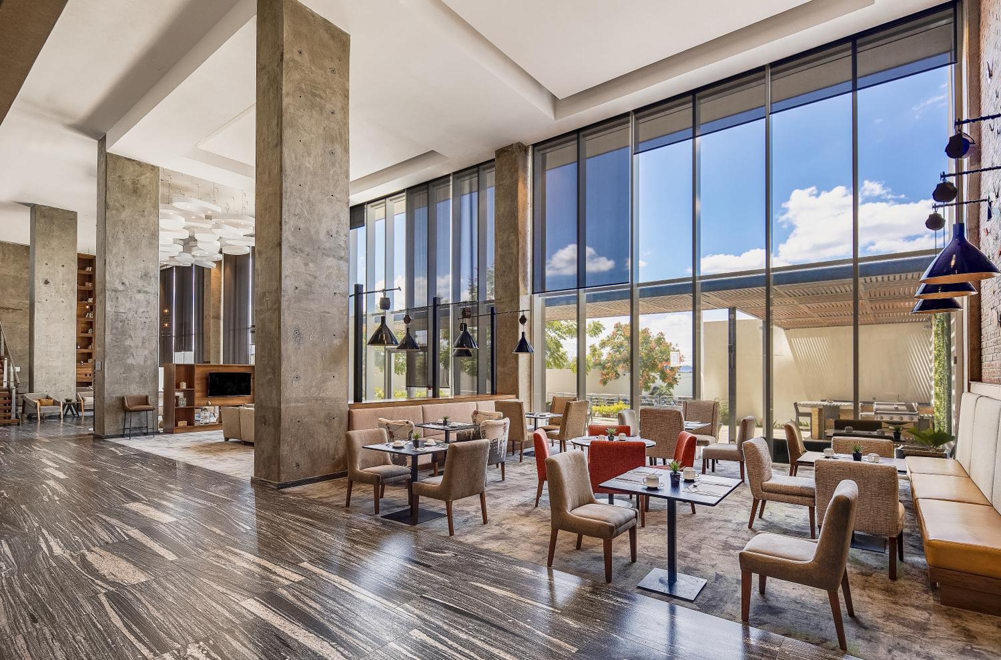 Fiesta Inn Suites Aeropuerto Del Bajio Сілао Екстер'єр фото